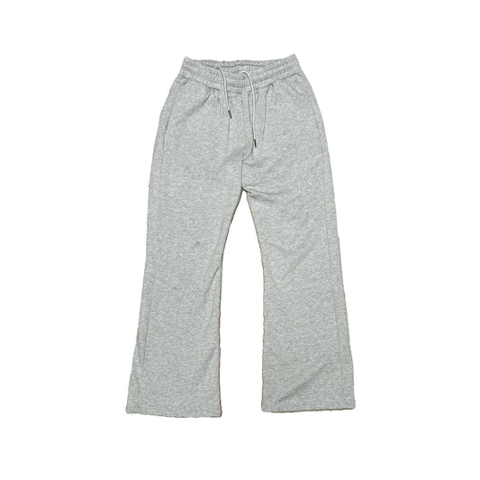 GRAY FLARED SWEATS